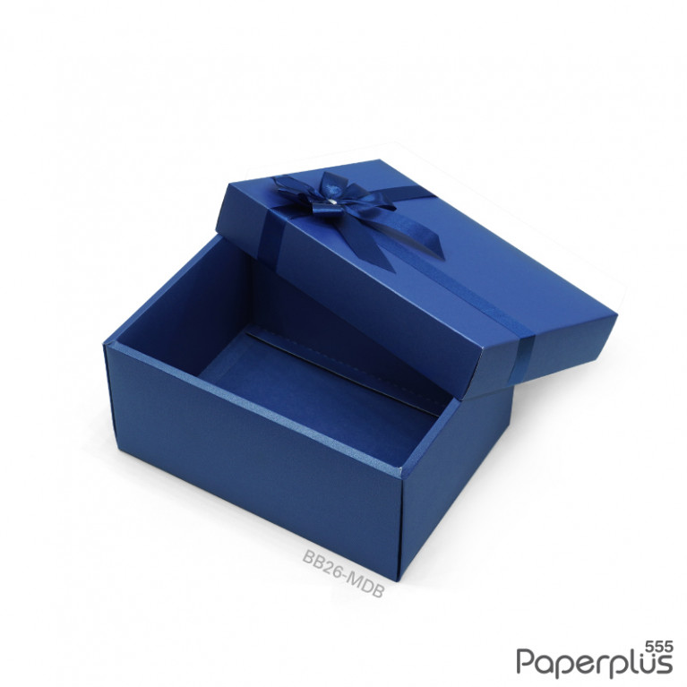 BB26-MDB กล่องของขวัญเมทัลลิค สีน้ำเงิน 13.6x19.2x9 cm. หนา250แกรม (1ใบ)