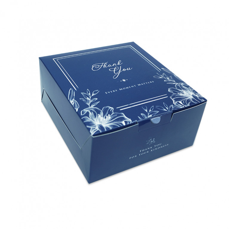 BK17-041 กล่อง SNACK 12.7x14x6.3 ซม. น้ำเงิน ดอกไม้เส้น (20กล่อง)