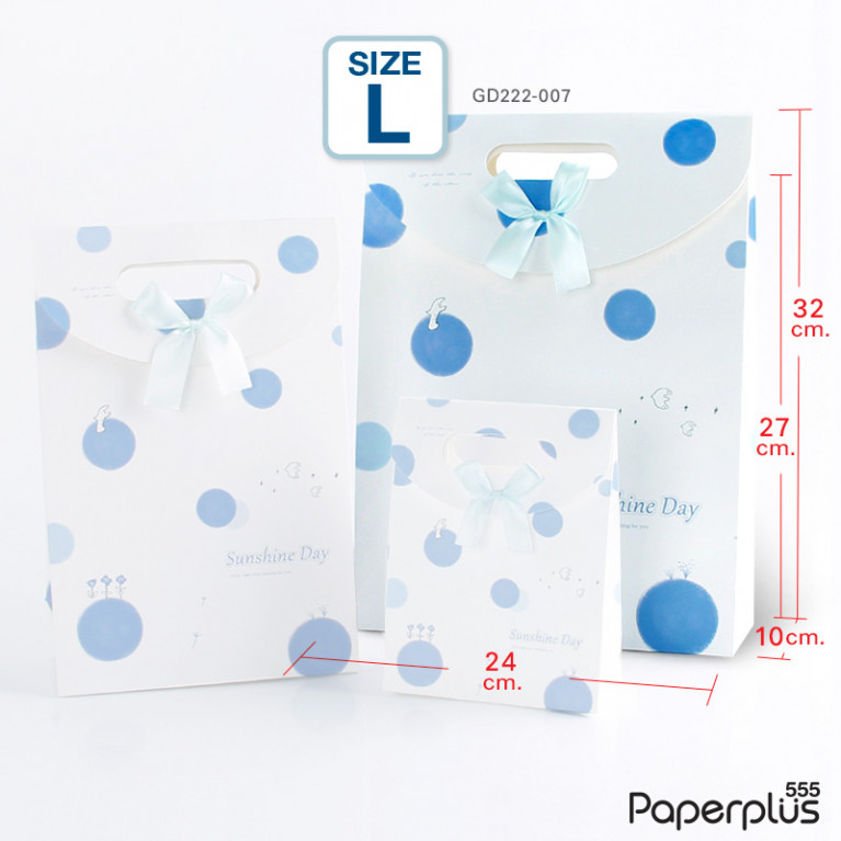 GD222-007 ถุงหูหิ้วของขวัญ 24 x 32 x 10 ซม. ลายขาวจุดฟ้า